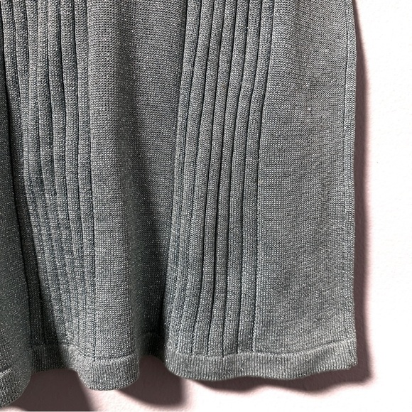 Vintage 90s Ice Blue Metallic Silk Knit Short Sleeve Sweater Women’s Size Large - Picture 9 of 10